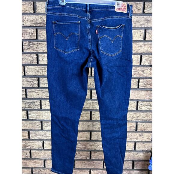 Levi’s 311 skinny shaping jeans for women size 33  - Picture 3 of 10